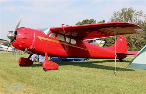 Vintage Aircraft Flying Experiences 